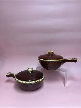 Set of 2  Hull Pottery Oven Proof USA Brown Drip Sauce Pan with Handle and lids